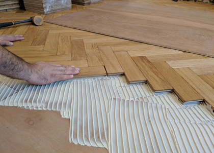 semi-solid-parquet-installation